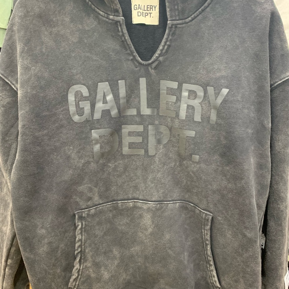 Gallery DEPT hoodie! ART ON DISPLAY For sale Size L